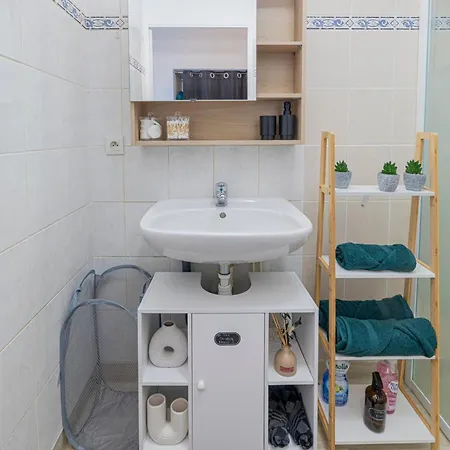Adorable Studio - Netflix - Parking - Tramway - Proche Hopitaux * מונפלייה