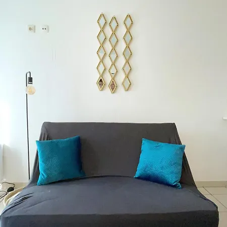 Adorable Studio - Netflix - Parking - Tramway - Proche Hopitaux דירה *